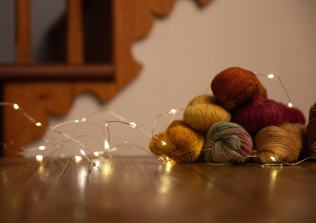 Nomadic Knits Home of the Twelve Days of Knitmas Mystery Knit Along