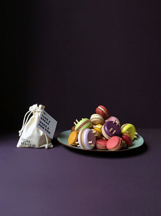 Pom-Maker-macaron-wooden-pom-pom-maker-assortment-8-web