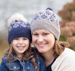 i11 Snowflake Hats Small